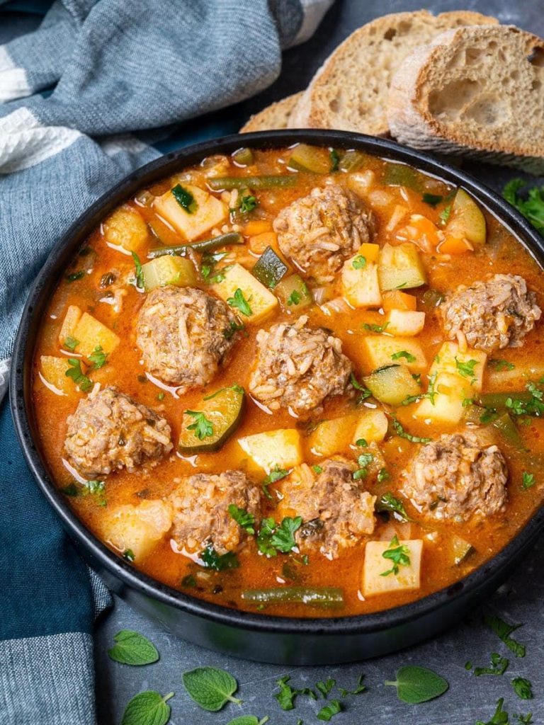 Albondigas Soup (Mexican Meatball Soup) – Easy Recipes