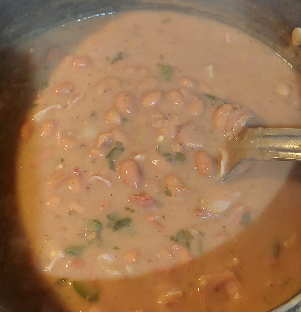 Delicious Pot of Pinto Beans to eat with My Tortillas Easy Recipes